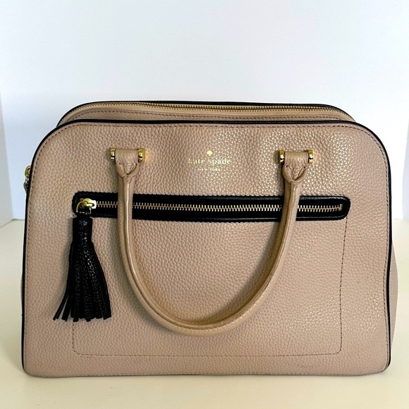 kate spade Handbags - Kate Spade leather satchel bag with removable strap in taupe w/ black trim.